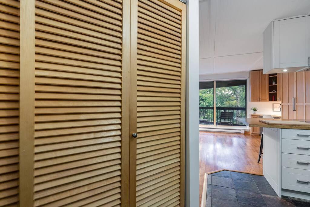 Casa Creekside - Walk To Gondola, Shops, Lakes! Whistler Bagian luar foto