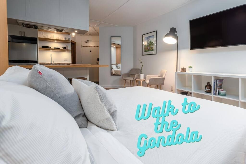 Casa Creekside - Walk To Gondola, Shops, Lakes! Whistler Bagian luar foto